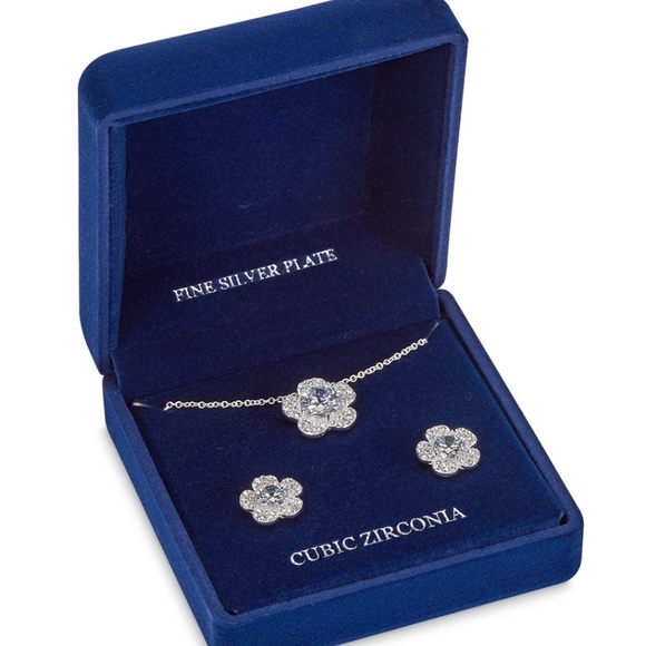 Flower Pendant and Earring Set - Picture 2 of 2